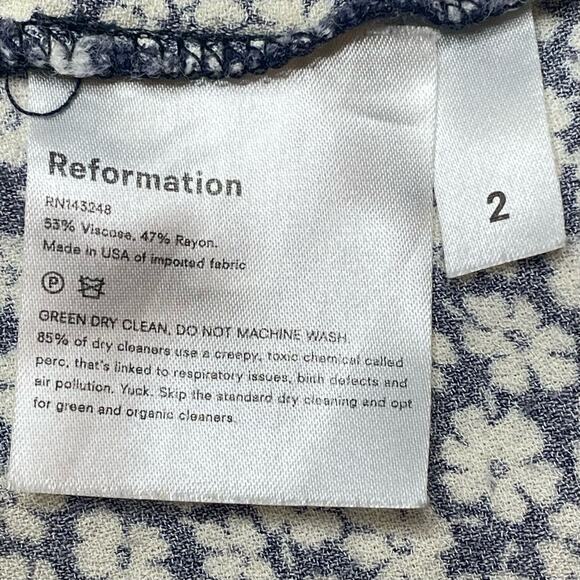 Reformation Fran Thigh Slit Mini Skirt In Quinto Navy Floral Print Size 2 - Picture 8 of 8